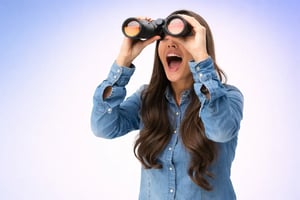 Esplorando con entusiasmo attraverso i binocoli